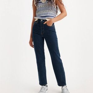 Levi’s Ribcage Straight